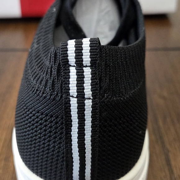 New Propet Kenna Knit Lace-Up Sneakers Women's Shoes in Black-Size 10 X(2E) - Picture 9 of 15